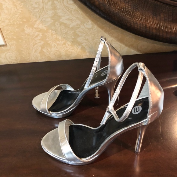 Silver Metallic Stiletto Sandals - Picture 4 of 4
